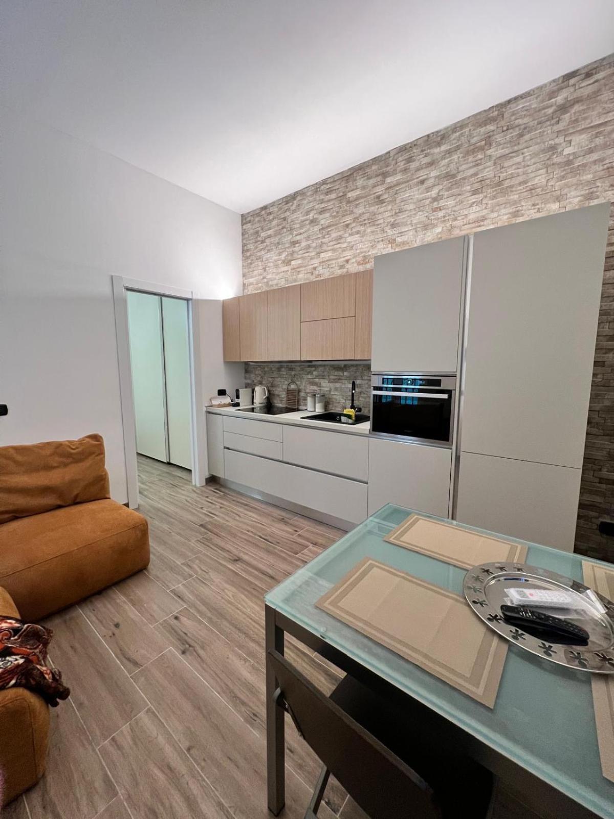 Ferienwohnung Domusmi Delfico 2 Mailand Exterior foto